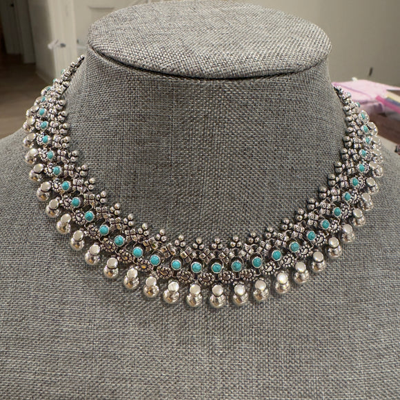 The Elegant Turquoise Silver Necklace - Neela