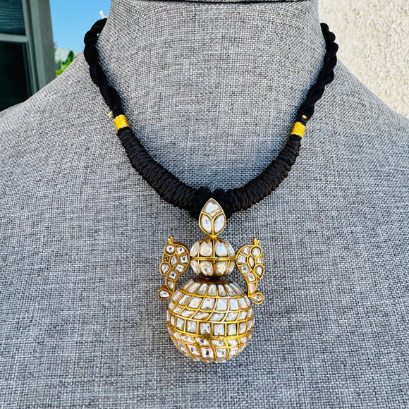 The Elegant Jadau Thread  Necklace- Gadha