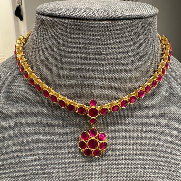 The Elegant Jadau Attigai Necklace(White)- Deivanai