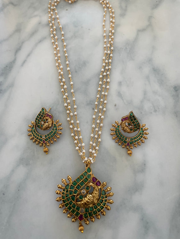 Antique Cluster Pearl Necklace