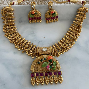 Elegant Antique Patterned Enamel Necklace