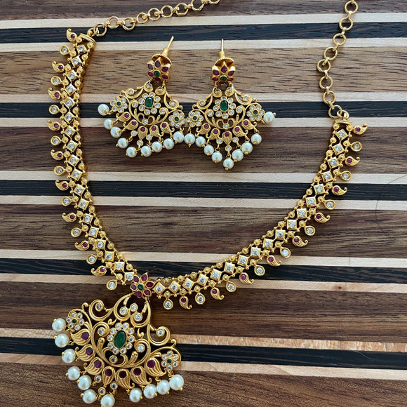 Elegant Antique Necklace