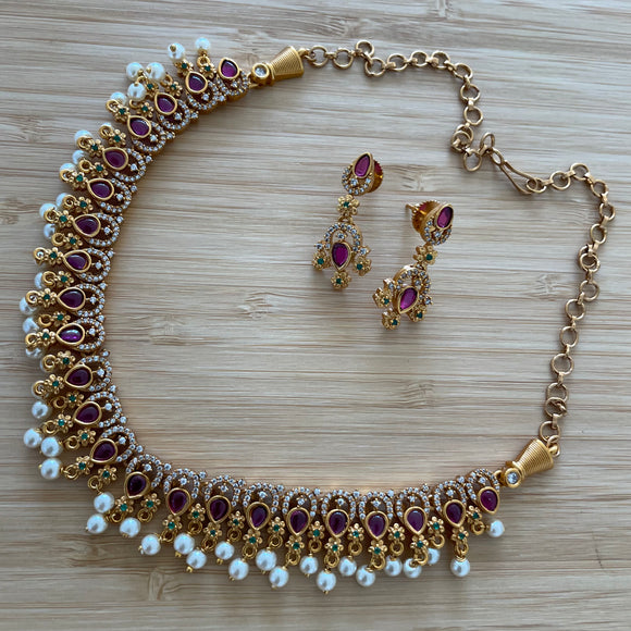 Elegant Raindrop Antique  Necklace