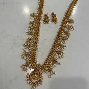Guttapusalu Peacock Necklace (Long)
