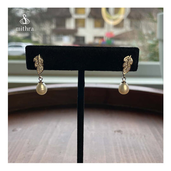 Everyday Pearl  Earrings