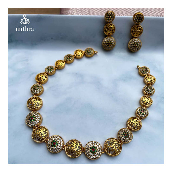Elegant Antique Necklace
