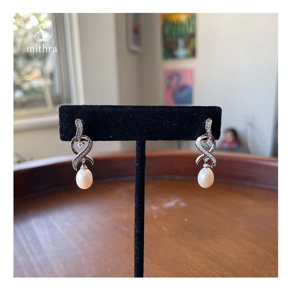 Everyday Pearl  Earrings
