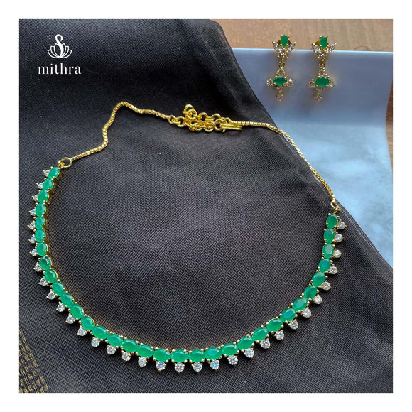 Elegant Green Zircon Necklace