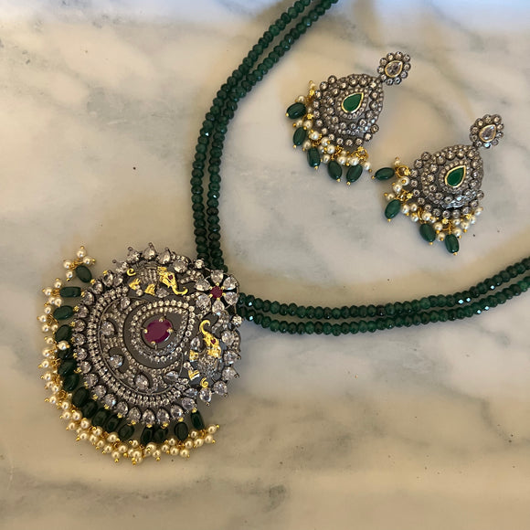 Victorian Pendant Necklace - Gaja