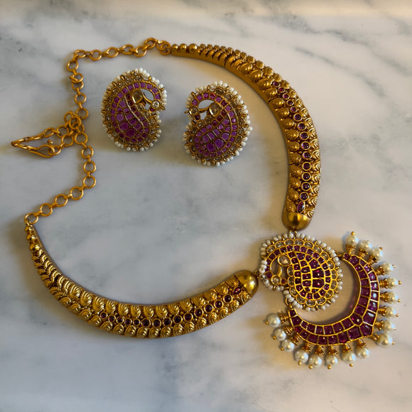 Antique Paisley Kemp  Necklace