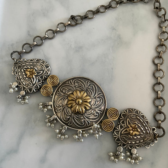Brass Silver look-alike Choker Necklace
