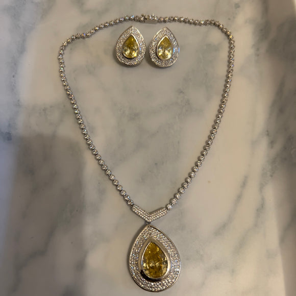 Champage Pendant Set -Nila