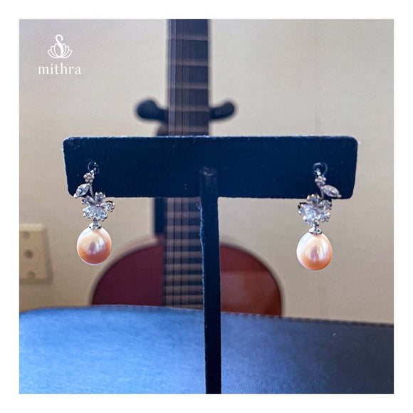 Everyday Pearl  Earrings