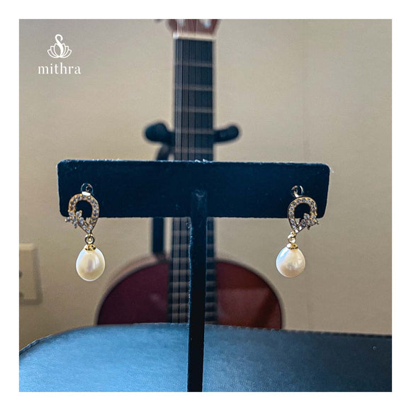Everyday Pearl  Earrings